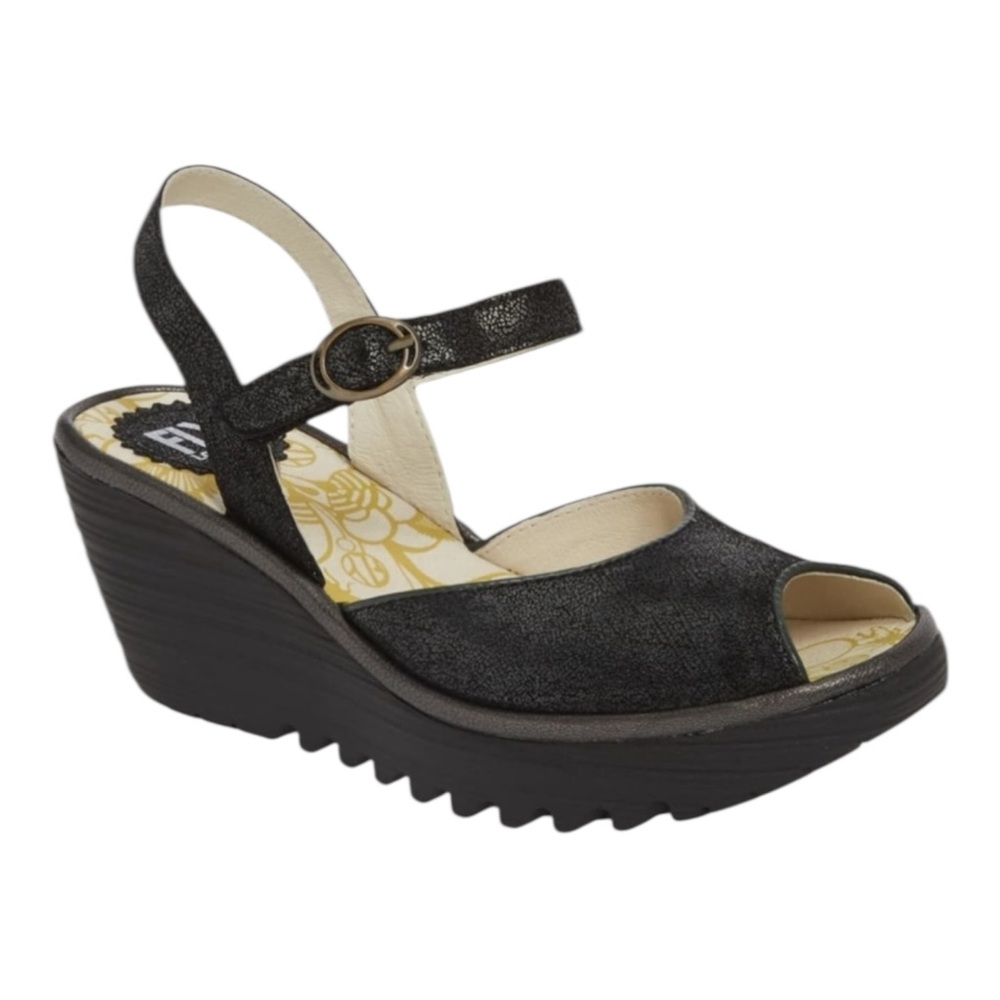 Fly London black Yora Sandals size 38 or 7.5